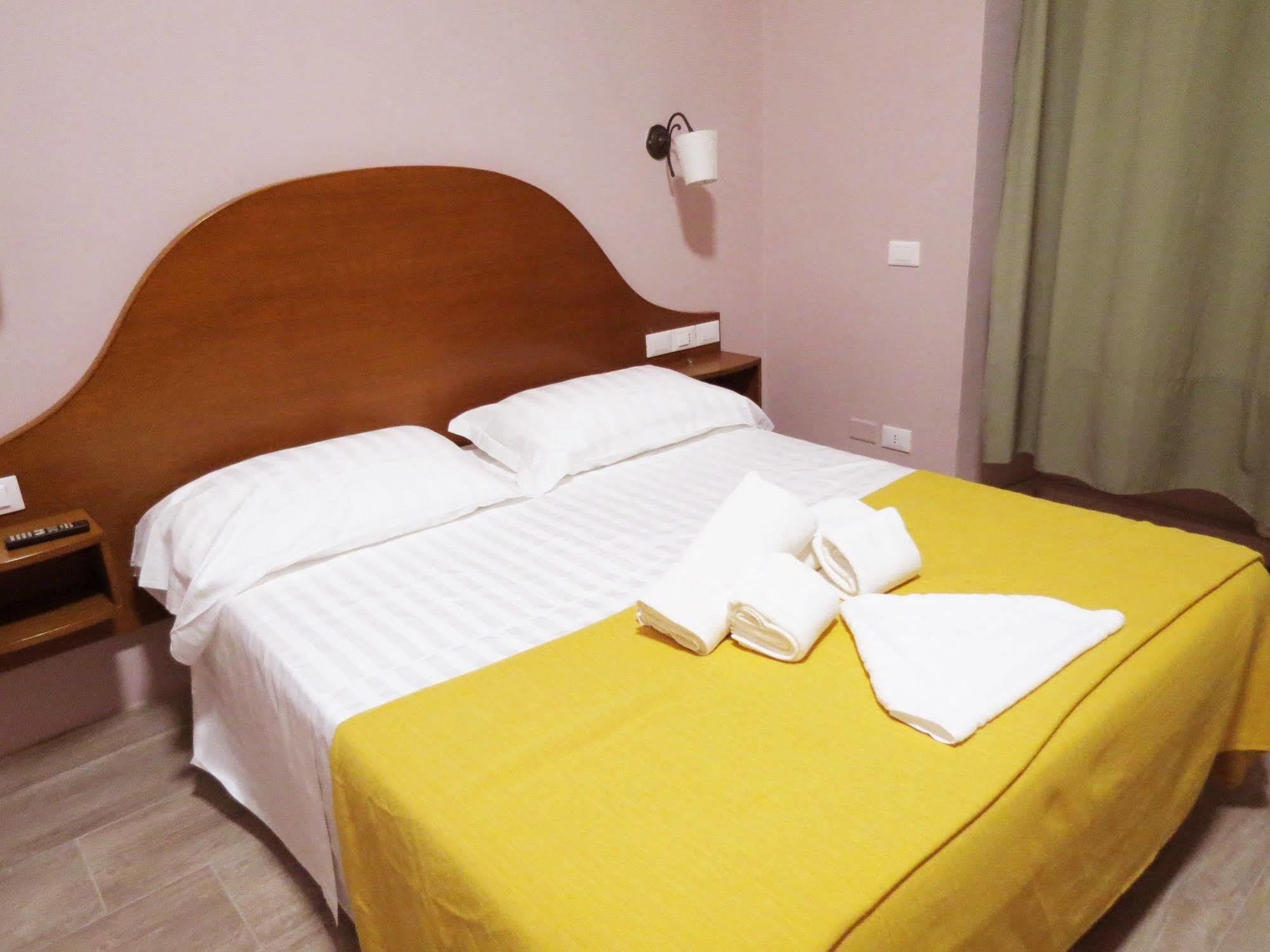 Pensione Paradise Rome Bagian luar foto